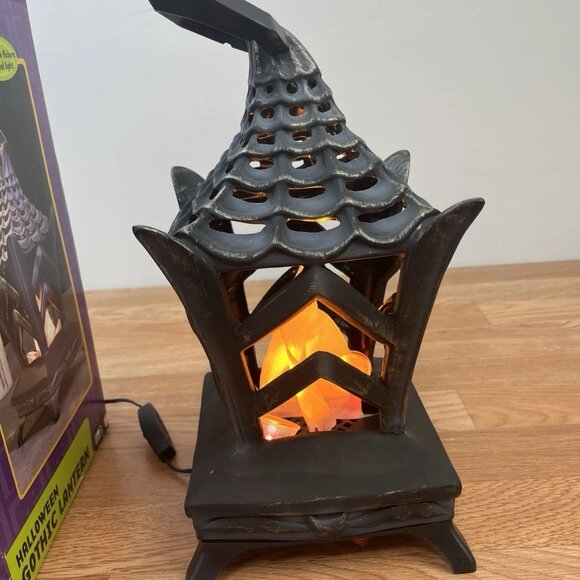 Gemmy Halloween Decor Gothic Lantern Flickering Light Hang or Set Down in Box - Picture 5 of 14